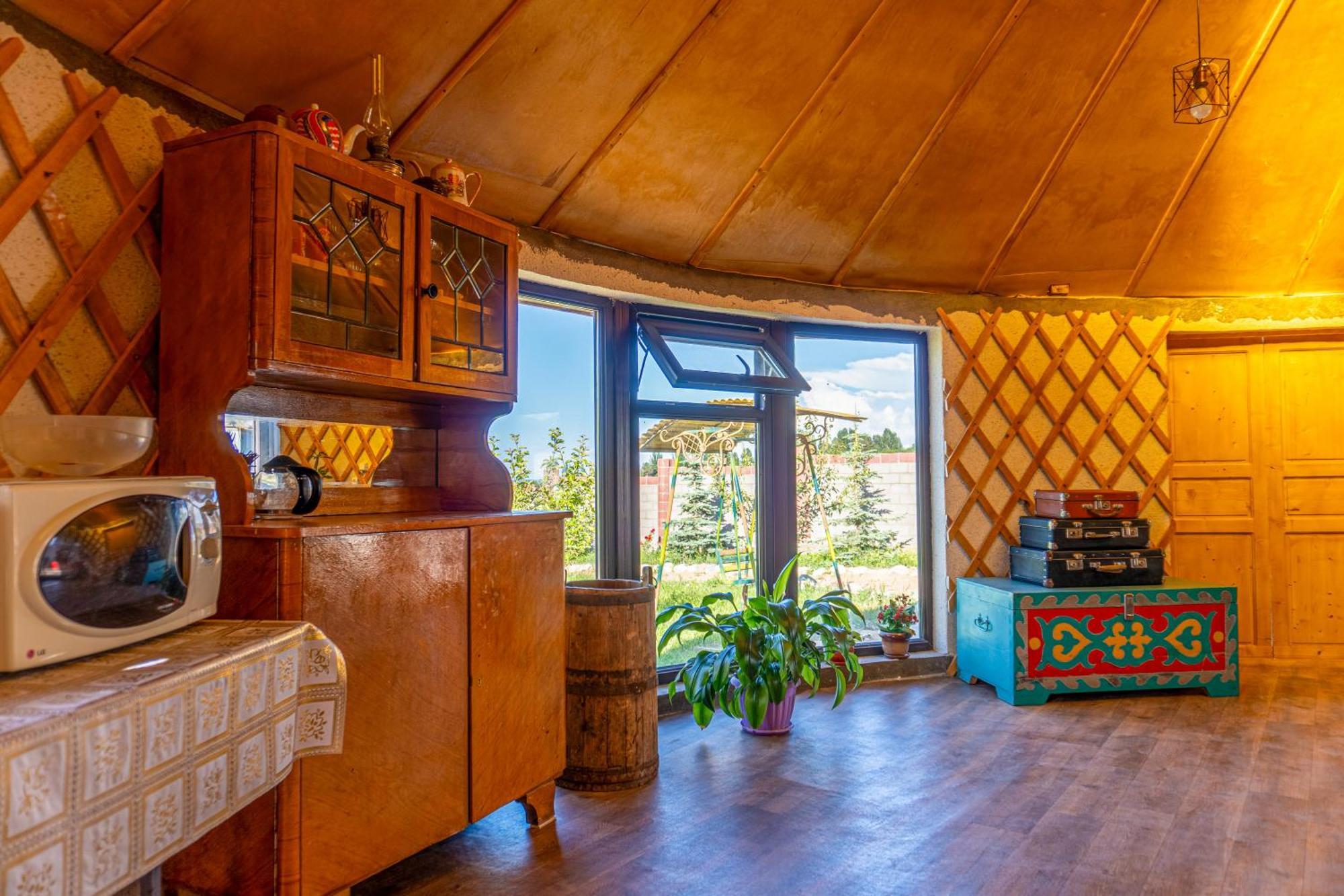 Svetlana Guest House Bokonbayevo Bagian luar foto