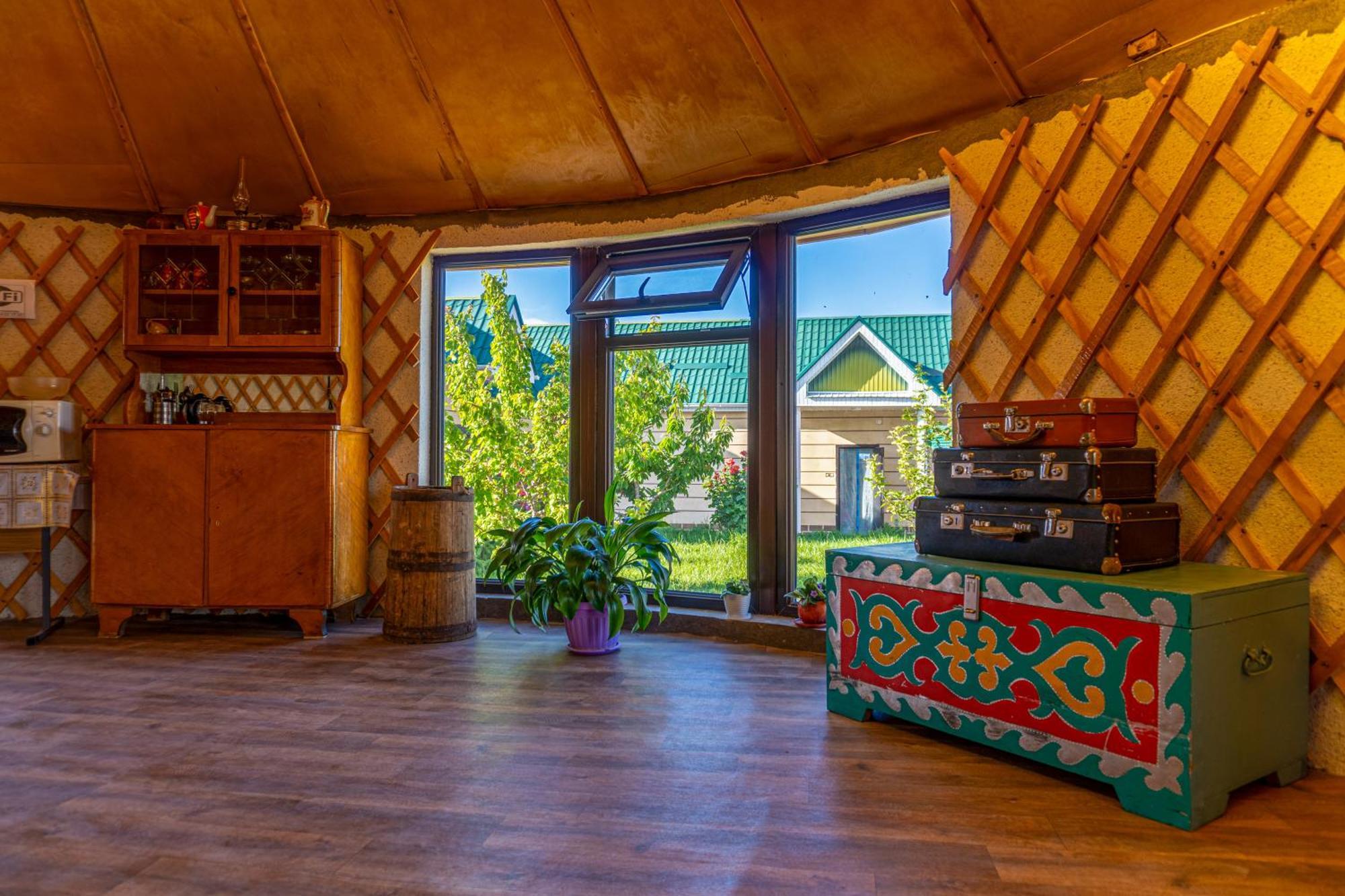 Svetlana Guest House Bokonbayevo Bagian luar foto
